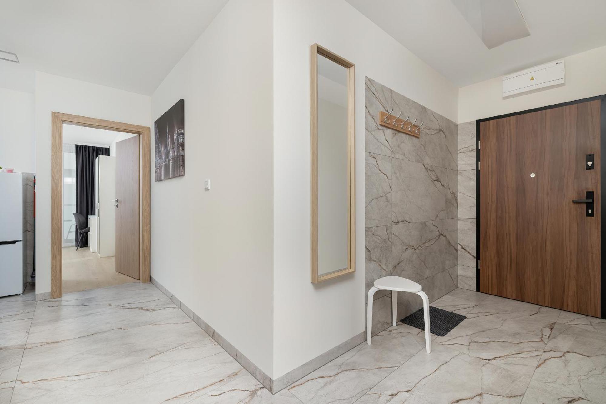 קרקוב Cozy Apartments Laszkiewicza With Parking By Noclegi Renters מראה חיצוני תמונה